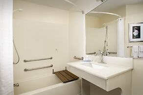 Candlewood Suites Richmond-South by IHG