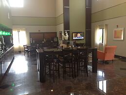 Best Western Inn & Suites - Lake Charles