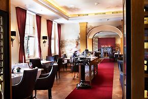 Falkenstein Grand, an Autograph Collection Hotel