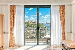 Imperial Hotel Gold Coast