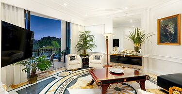 Imperial Hotel Gold Coast