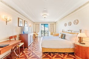 Imperial Hotel Gold Coast