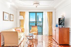 Imperial Hotel Gold Coast