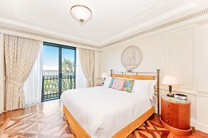 Imperial Hotel Gold Coast