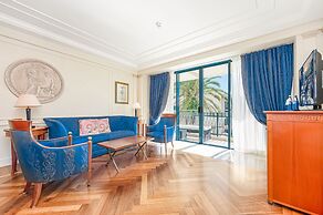 Imperial Hotel Gold Coast