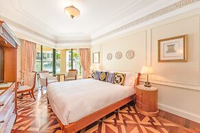 Imperial Hotel Gold Coast