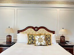 Imperial Hotel Gold Coast