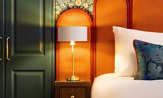 The Trinity City Hotel