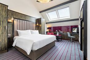 The Trinity City Hotel