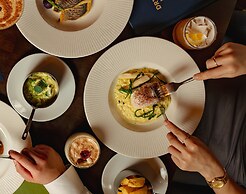 The Trinity City Hotel