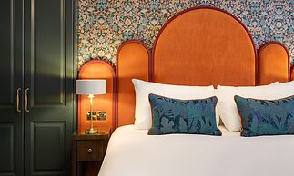 The Trinity City Hotel