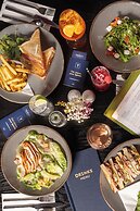 The Trinity City Hotel