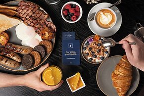 The Trinity City Hotel