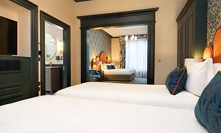 The Trinity City Hotel