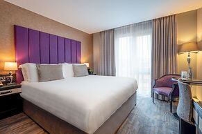 The Trinity City Hotel