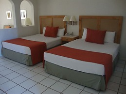 Park Royal Homestay Los Cabos