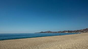 Park Royal Homestay Los Cabos