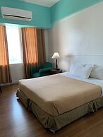 The Pearl Manila Hotel