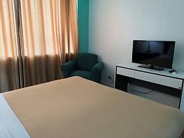 The Pearl Manila Hotel