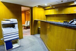 The Pearl Manila Hotel