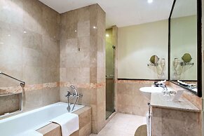 Waterfront Cebu City Hotel & Casino