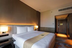Waterfront Cebu City Hotel & Casino