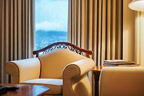 Waterfront Cebu City Hotel & Casino
