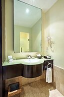 Waterfront Cebu City Hotel & Casino