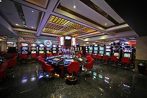 Waterfront Cebu City Hotel & Casino