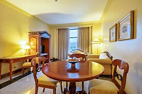 Waterfront Cebu City Hotel & Casino