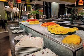Waterfront Cebu City Hotel & Casino
