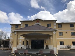 Super 8 by Wyndham Jackson/Ridgeland