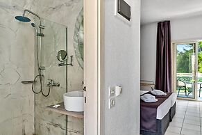 Palmariva Beach Hotel