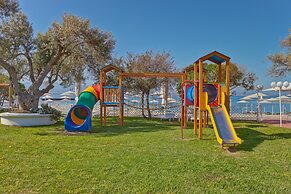 Palmariva Beach Hotel