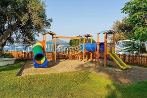 Palmariva Beach Hotel