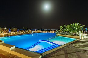 Palmariva Beach Hotel