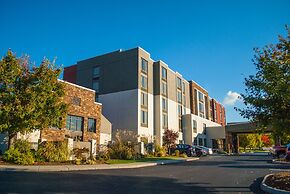 Holiday Inn Express & Suites Blacksburg - University Area, an IHG Hote