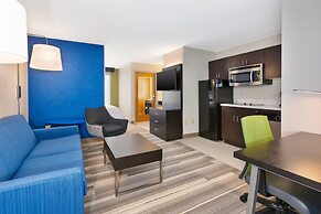 Holiday Inn Express & Suites Blacksburg - University Area by IHG