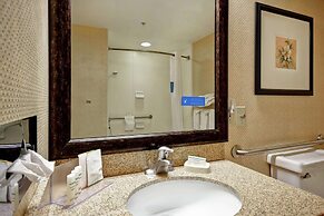 Comfort Inn & Suites Mt. Holly - Westampton
