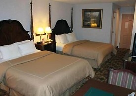 Crown Choice Inn & Suites Lakeview & Waterpark