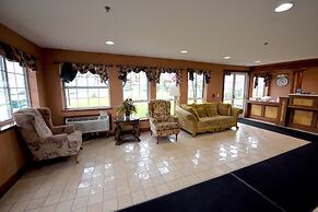 Crown Choice Inn & Suites Lakeview & Waterpark