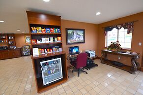 Crown Choice Inn & Suites Lakeview & Waterpark