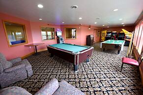 Crown Choice Inn & Suites Lakeview & Waterpark