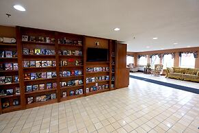 Crown Choice Inn & Suites Lakeview & Waterpark