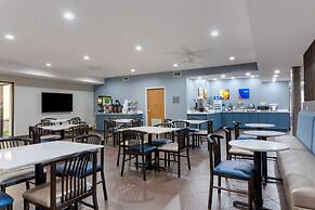 Comfort Inn & Suites Hot Springs Midtown