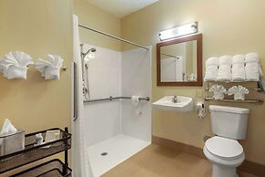Comfort Inn and Suites Pittsburg