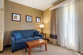 Comfort Inn and Suites Pittsburg