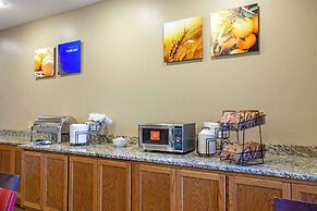 Comfort Inn and Suites Pittsburg