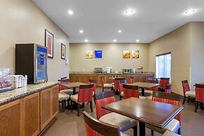 Comfort Inn and Suites Pittsburg