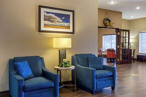 Comfort Inn and Suites Pittsburg